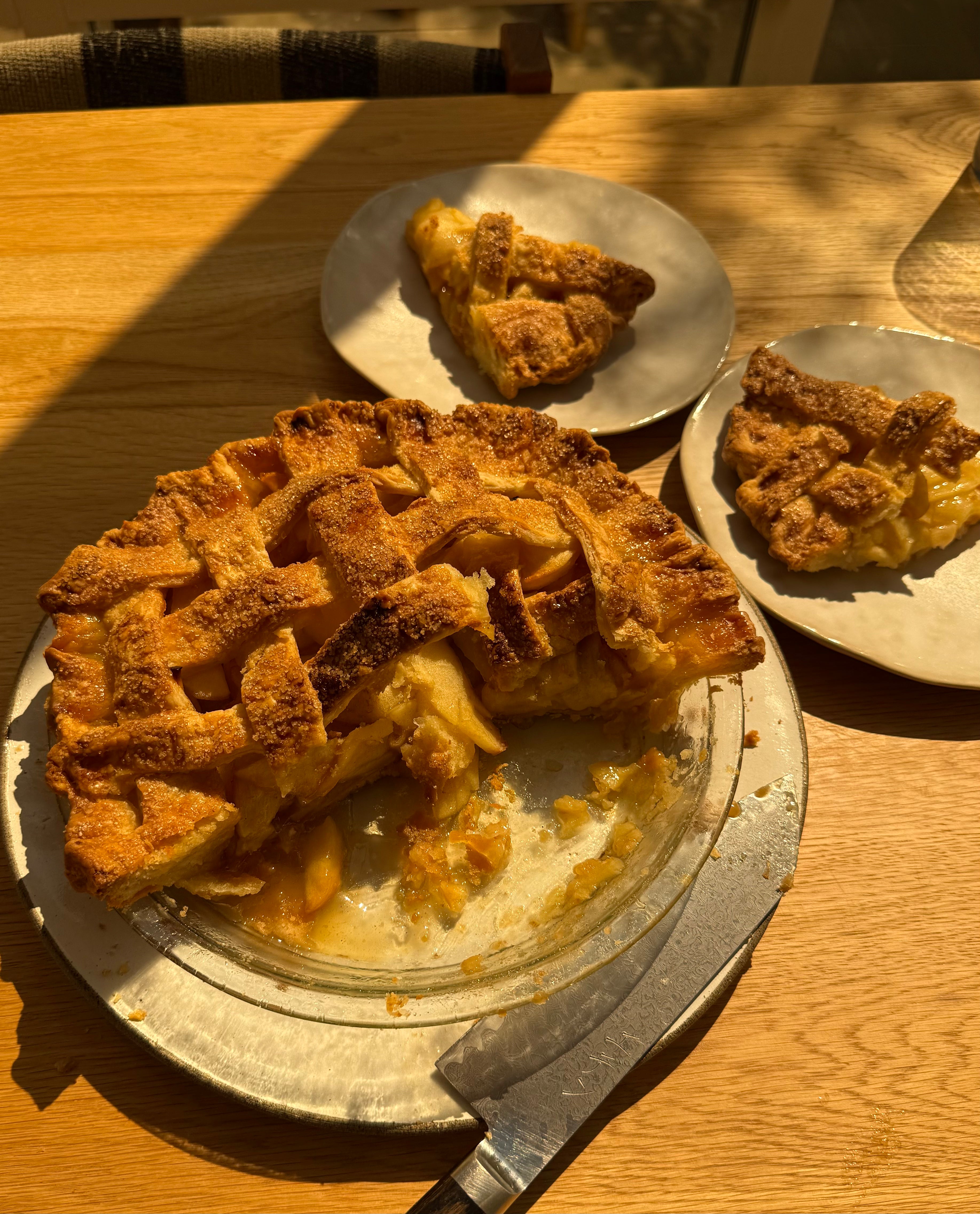 Caramelized Honey Apple Pie – Eden Eats