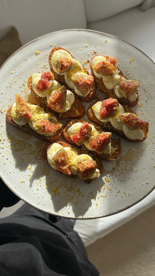 Honey, Fig, and Ricotta Crostini