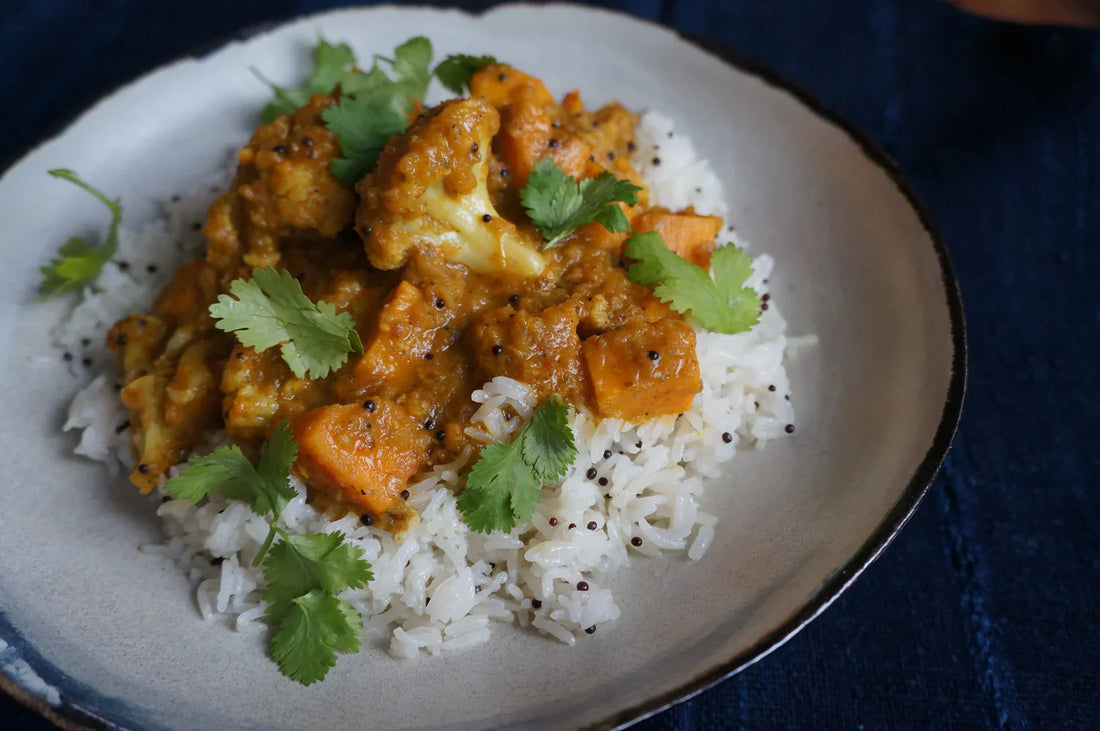 Vegan Coconut Curry With Sweet Potato & Cauliflower